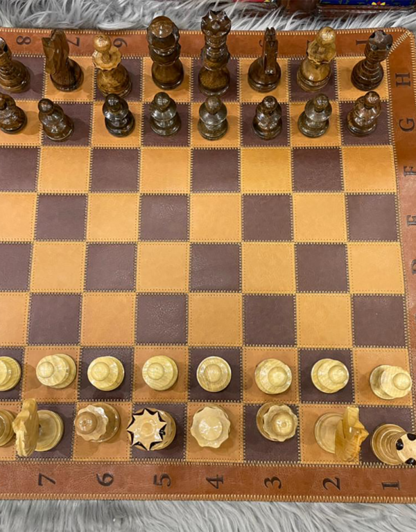 Leather Chess with travellers bag - Image 3